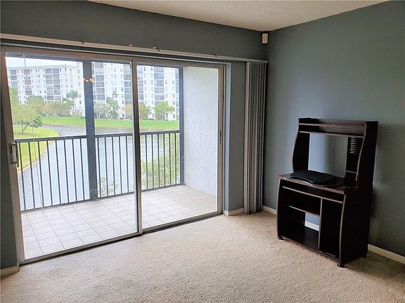 2nd image of 2228 N Cypress Bend Dr APT 303