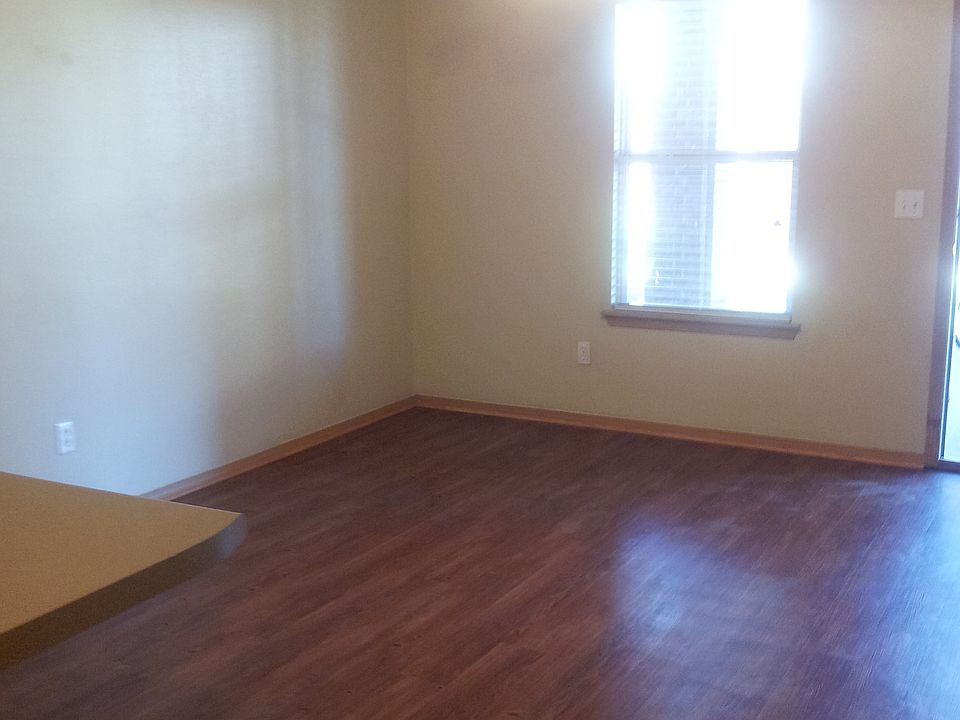 2nd image of 7806 SW Blue Jay Ln