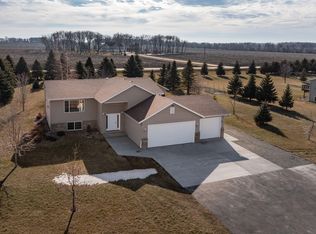 16921 739th St, Hayfield, MN 55940