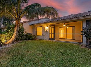 418 Cottonwood Pl, Boca Raton, FL 33431