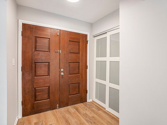 Front Entrance with Double Sided Coat Closet