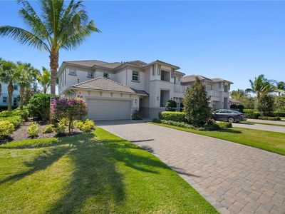 8016 Signature Club CIR #3-101, Naples, FL, 34113