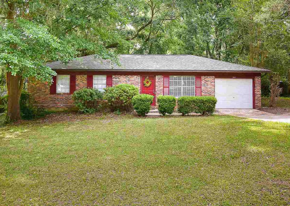 1st image of 2031 Longview Dr