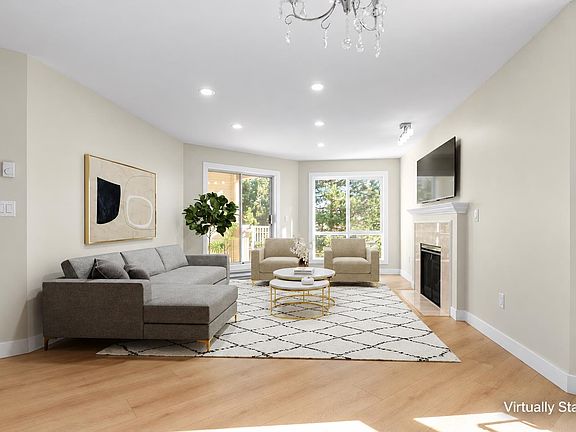 2nd image of 7453 Moffatt Rd #321