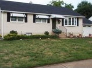 2201 Dombey Rd, Wilmington, DE 19808