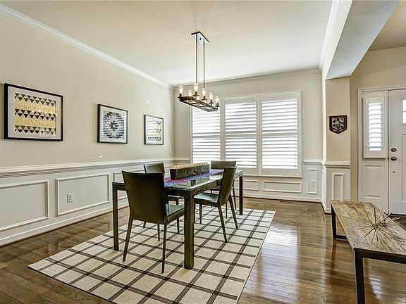 4th image of 7035 Benhall Cir