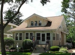 30 S Mitchell Ave, Arlington Heights, IL
