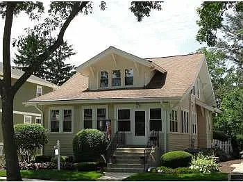 30 S Mitchell Ave photo 1