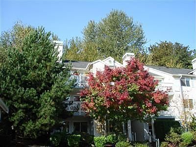 1st image of 9910 NE 137th St APT C208