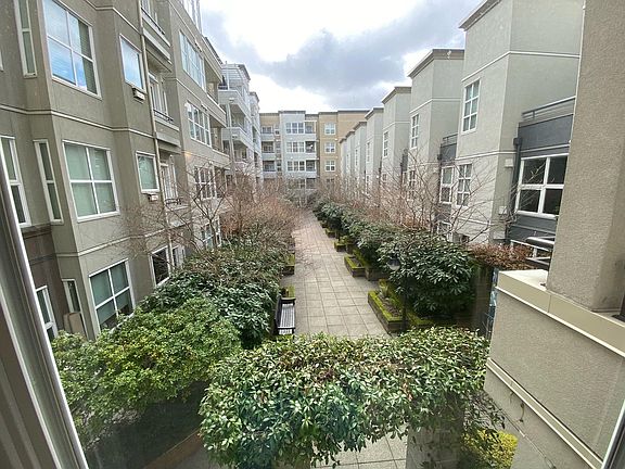 2nd image of 10045 NE 1st St APT 220