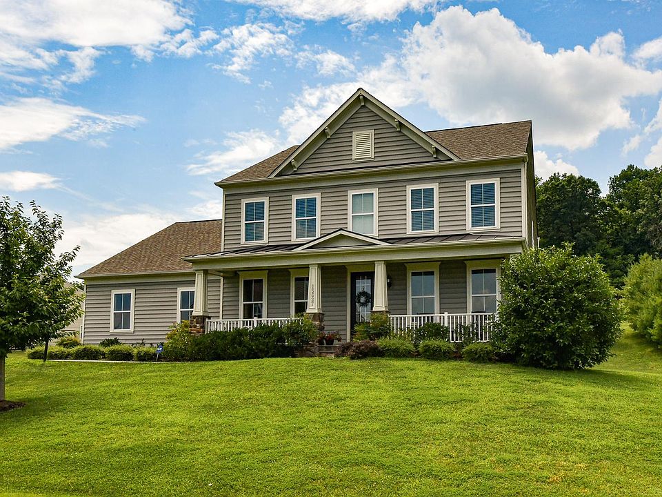1st image of 15627 Avebury Manor Pl