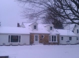 2477 Graham Ave, Akron, OH 44312