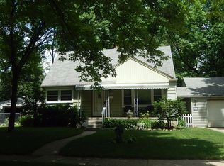 31904 Pierce St, Garden City, MI 48135
