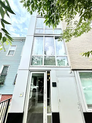 Rented by Pear NYC LLC | media 11