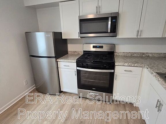5th image of 1072 Forest St Unit D