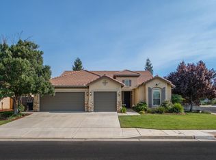 498 W Fremont Ave, Clovis, CA 93612