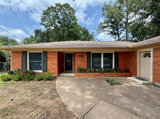 1015 Brookhollow Dr, Irving, TX 75061