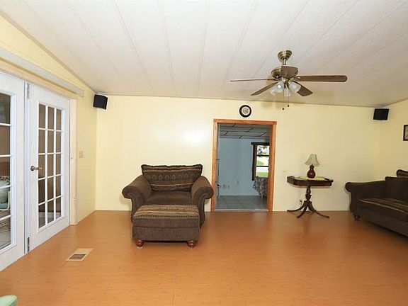 5th image of 551 Marlin Cir