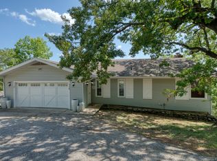 110 Lakeside Rd, Eureka Springs, AR 72631