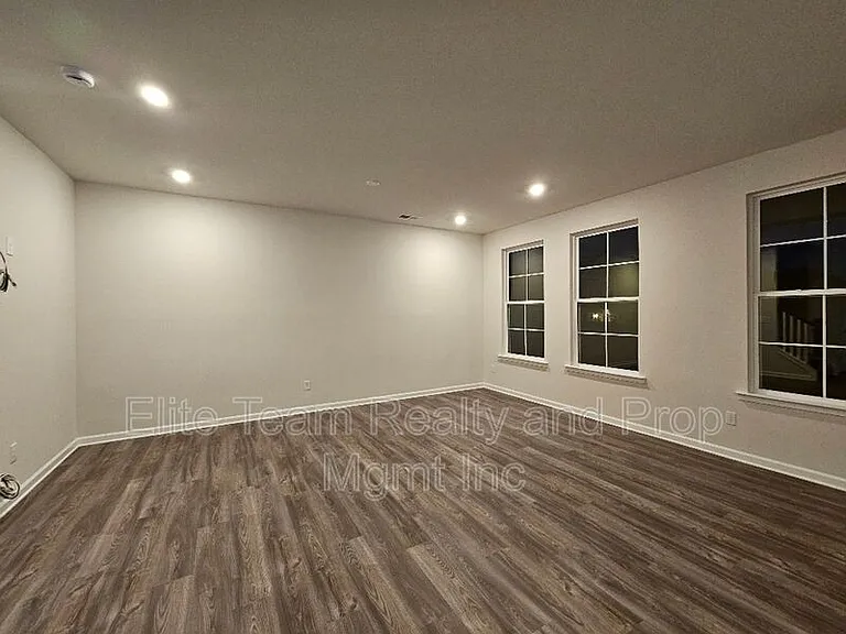 5416 Kings Ridge Dr — Photo 39