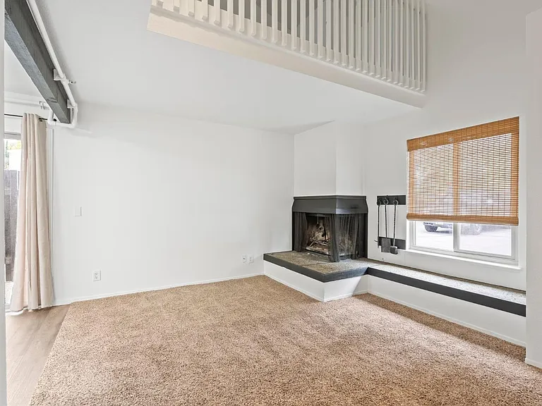 1311 Drake Dr #7 — Photo 2