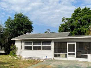 520 Poplar St, Auburndale, FL 33823