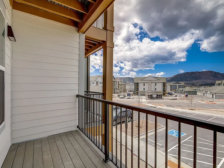 Alta25 Luxury Apartment Homes — Photo 41