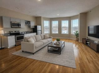 122 N Main St #4C, Woonsocket, RI 02895