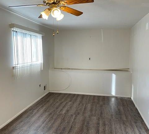2nd image of 457 Fanning St #B