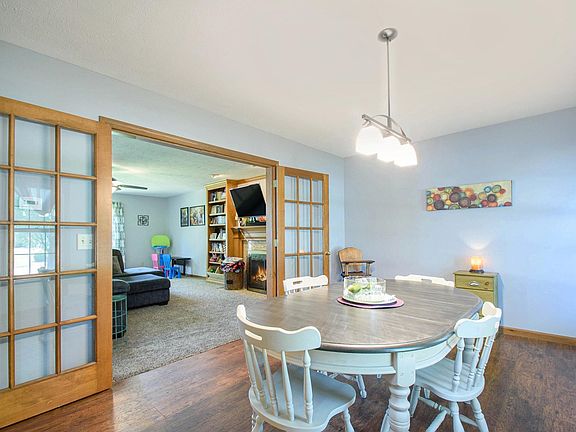 4th image of 22393 Spicewood Dr