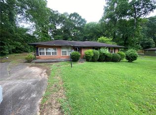 2011 W Starmount Way, Decatur, GA 30032
