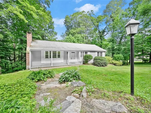 97 Tanton Hill Road, Ridgefield, CT 06877