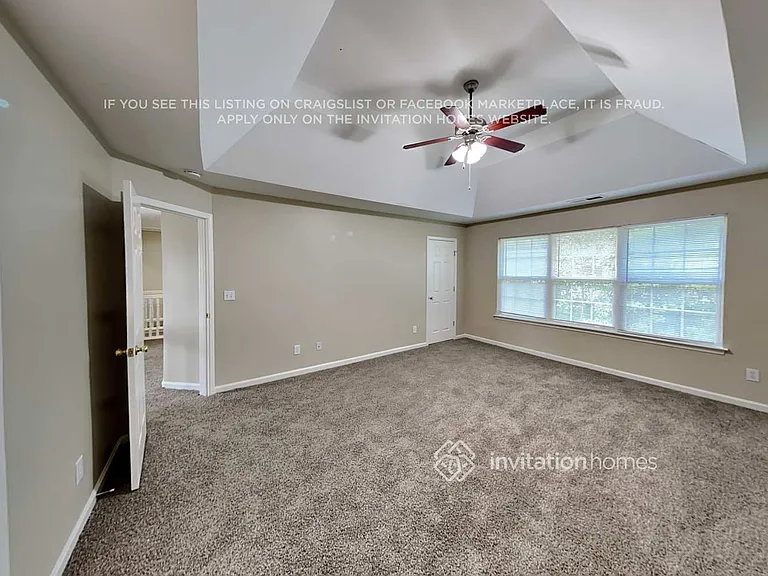 556 S Fortune Way — Photo 9