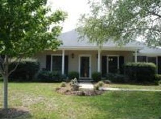 206 N Place Dr, Madison, MS 39110