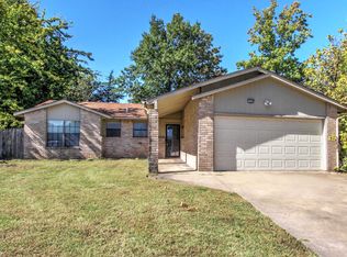 1000 S Juniper Ct, Broken Arrow, OK 74012