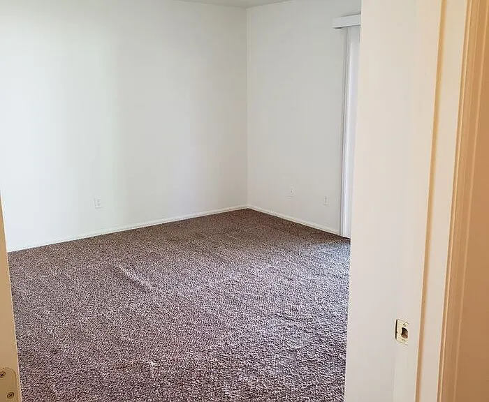 1733 Christopher Way — Photo 6