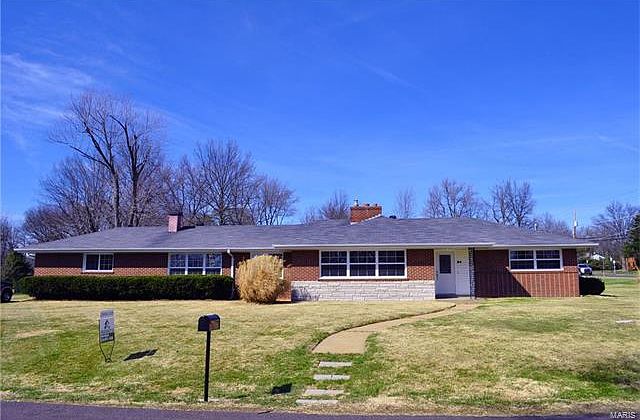 2nd image of 24 Oleander Dr