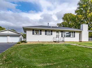 6660 Majors Ln, Decatur, IL 62521