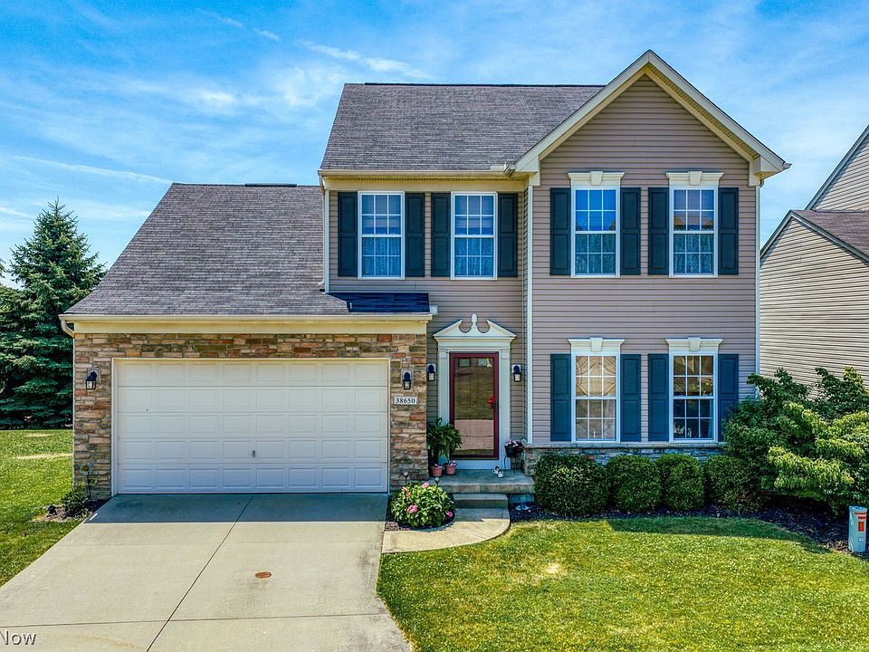 1st image of 38650 Congressional Ln #25
