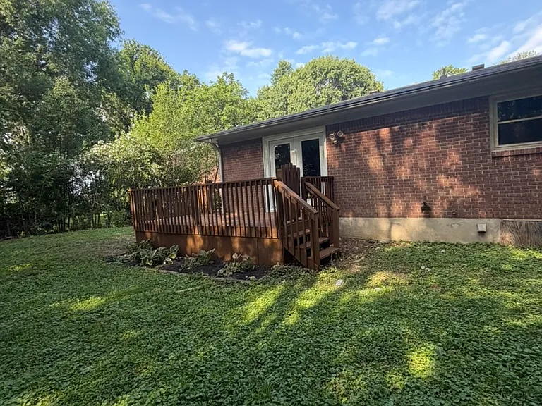 166 Kimberly Ct — Photo 33