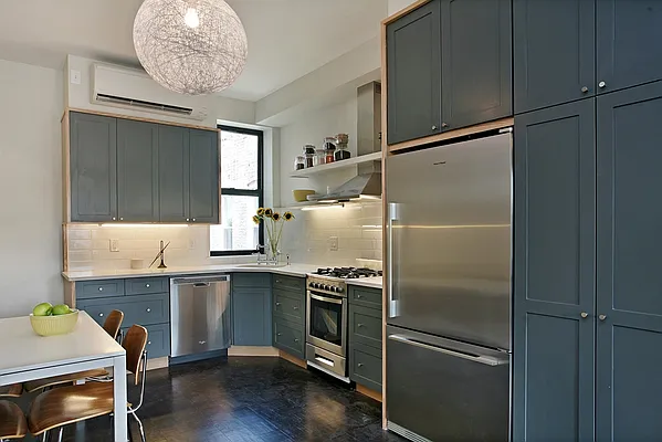 Rented by Corcoran | media 19