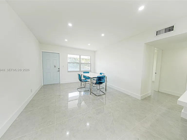 2458 Polk St #201 — Photo 5