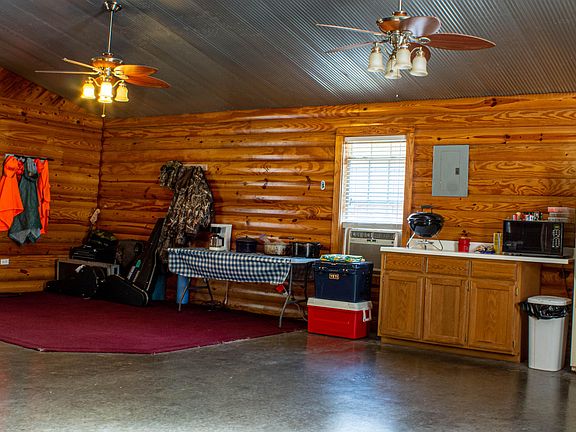 5th image of 888 County Road 2608
