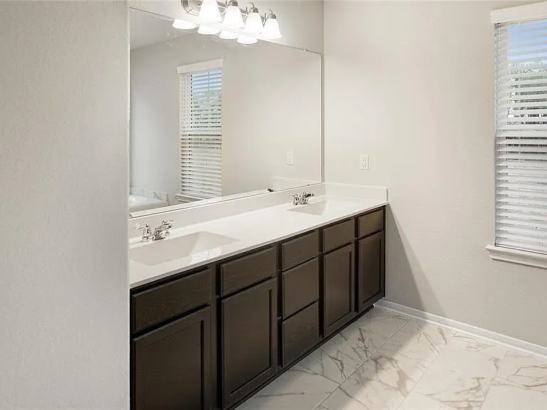 15643 Countesswells Dr — Photo 9