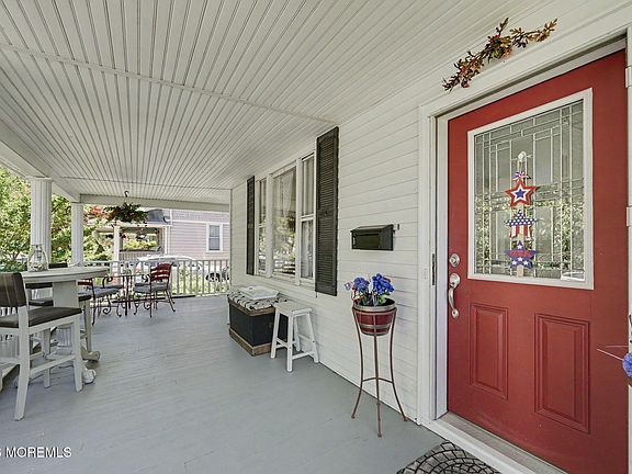 5th image of 513 10th Avenue