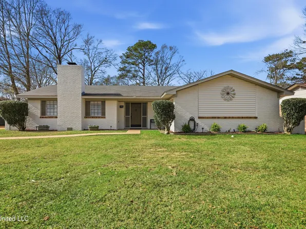 469 Robert Michael Dr, Pearl, MS 39208