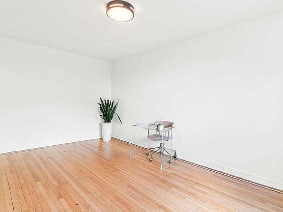 2nd image of 300 8th Ave APT 4N