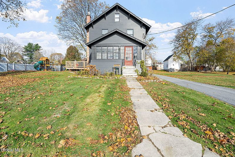 2nd image of 12 2nd Avenue