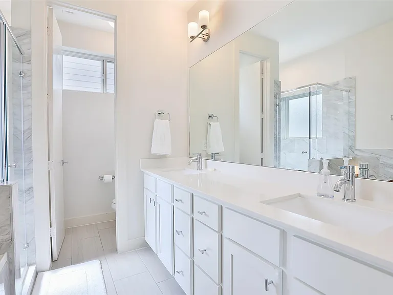 4811 Martin Oaks Ln — Photo 16