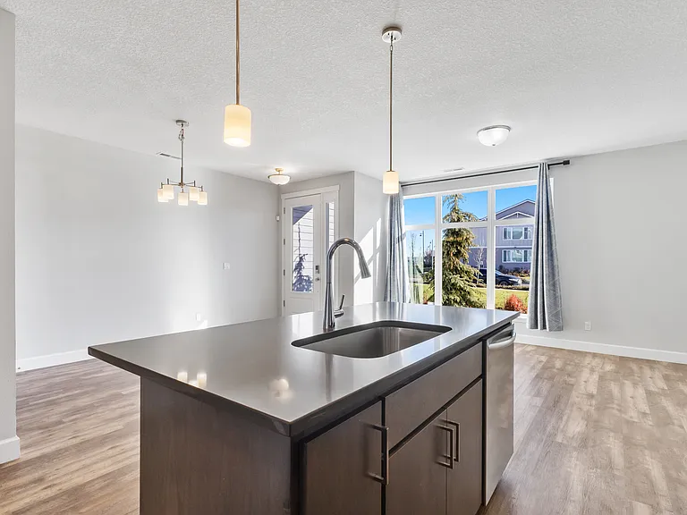 Kitchen- Island